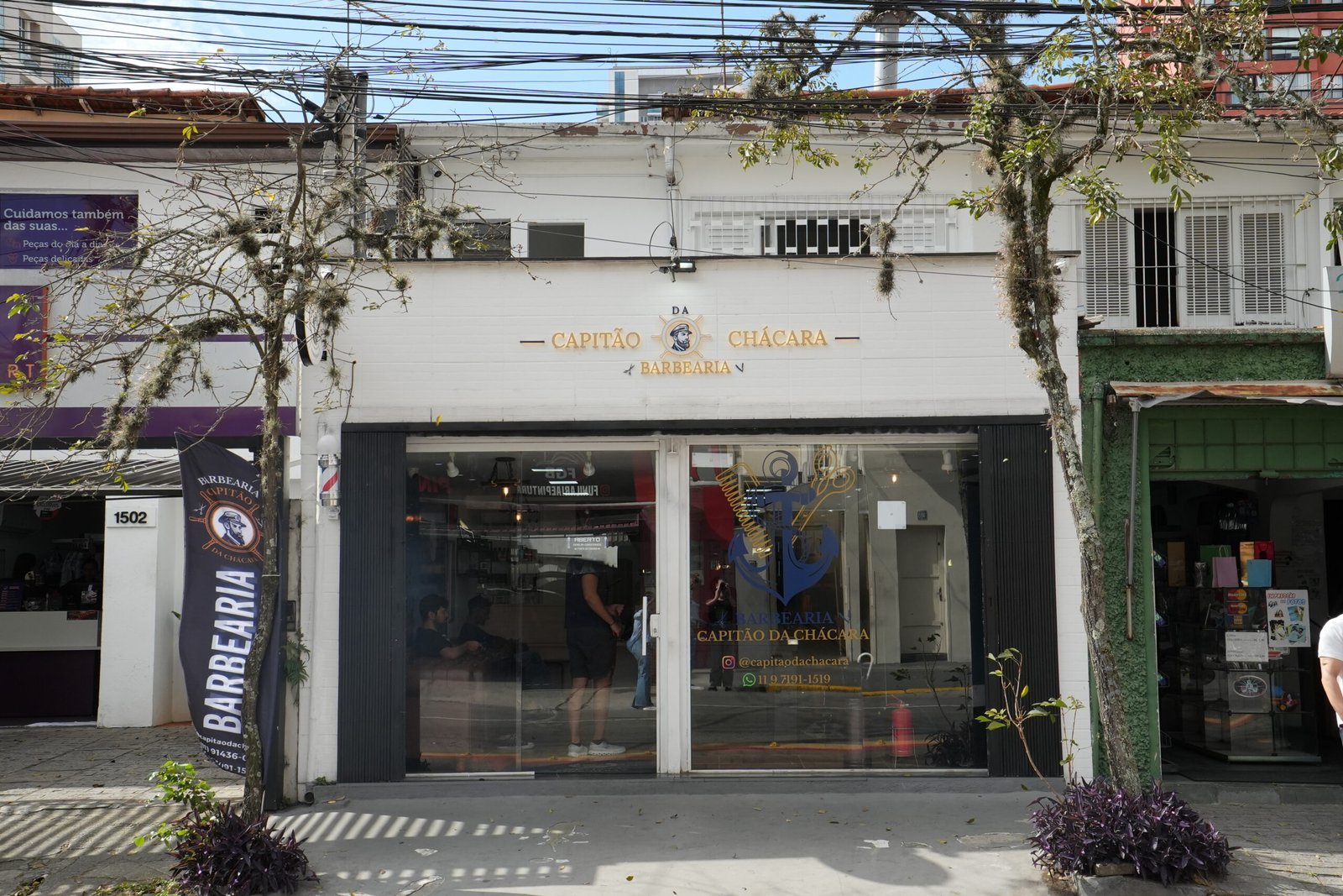 Fachada da Capitão Barbearia da Chácara